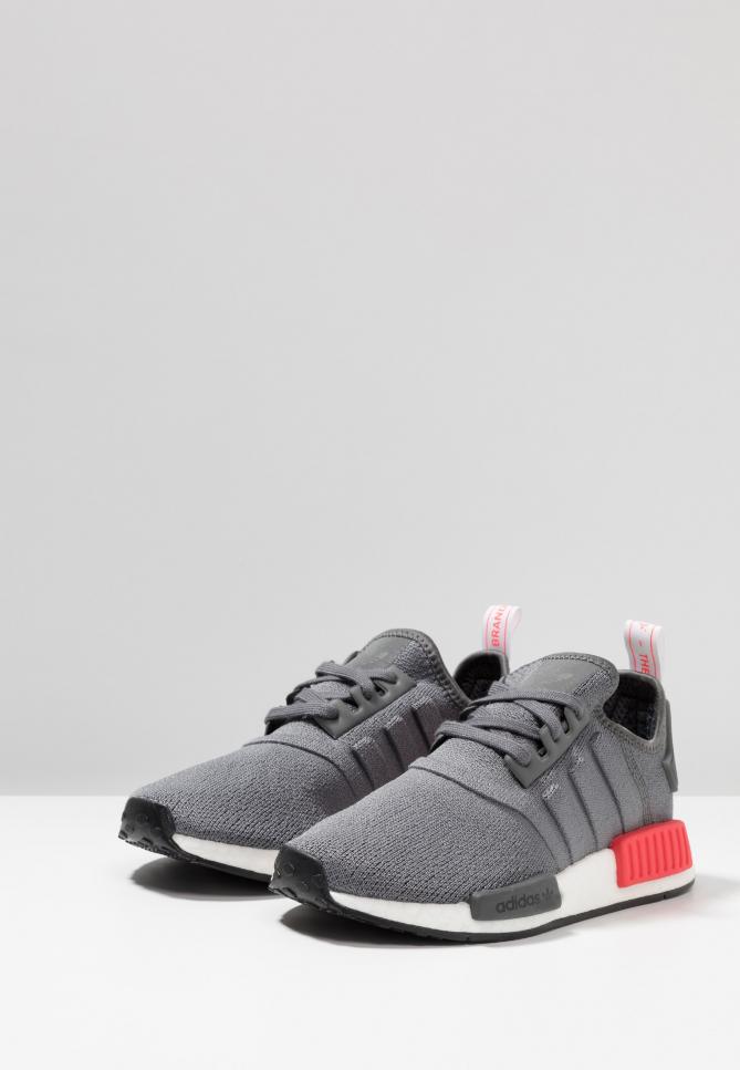 Sneakers | NMD_R1 Grey Four/Shock Red | adidas Originals Donna/Uomo